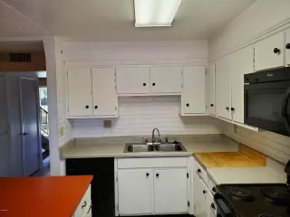 Photo #4: 6115150 Listing