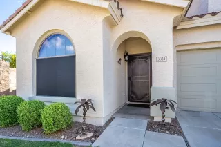 Photo #6: 6115667 Listing