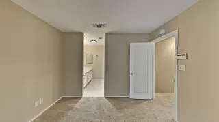 Photo #5: 6115706 Listing