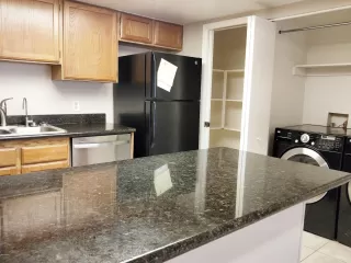 Photo #6: 6115741 Listing