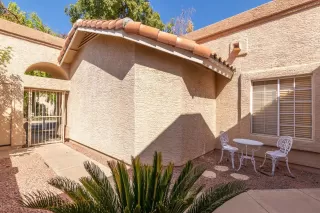 Photo #4: 6115826 Listing