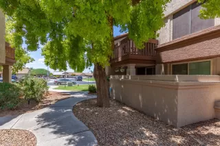 Photo #5: 6115851 Listing 