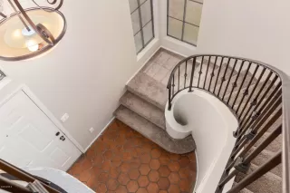 Photo #6: 6115851 Listing 