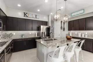 Photo #1: 6115979 Listing