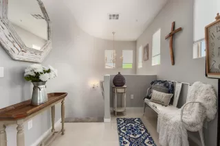 Photo #3: 6115979 Listing