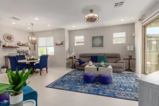 Photo #6: 6115979 Listing