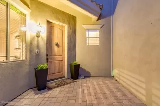 Photo #5: 6116010 Listing