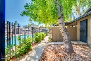 Photo #2: 6116745 Listing