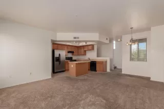 Photo #5: 6117014 Listing 