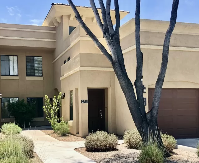 MLS: 6117051 Condo For Sale