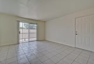 Photo #5: 6117088 Listing