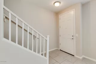 Photo #4: 6117103 Listing