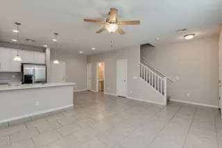 Photo #6: 6117103 Listing