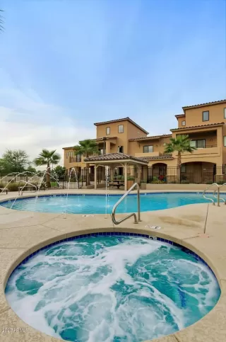 Photo #2: 6117169 Listing