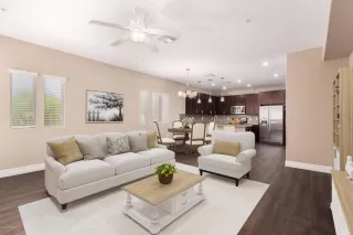 Photo #6: 6117169 Listing