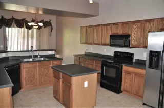 Photo #3: 6117199 Listing 