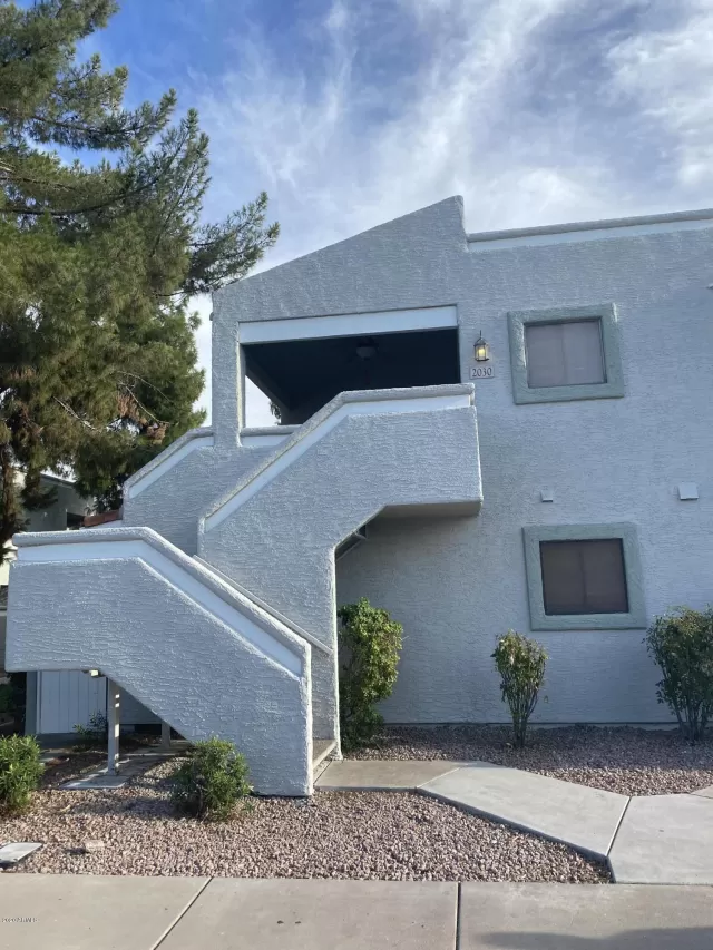 MLS: 6117319 Condo For Sale