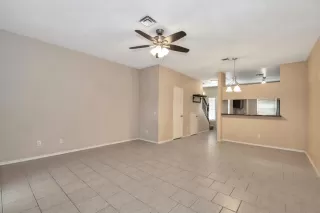 Photo #3: 6117446 Listing