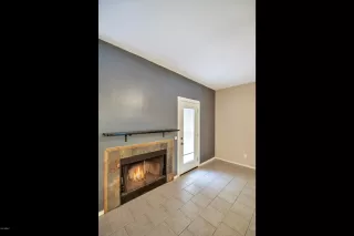 Photo #5: 6117446 Listing