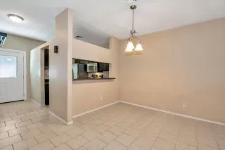 Photo #6: 6117446 Listing