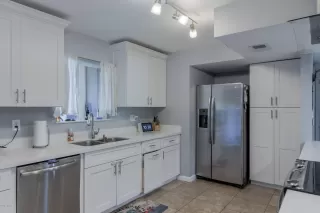 Photo #6: 6117532 Listing