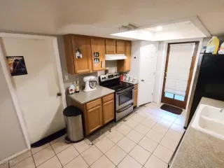 Photo #6: 6117753 Listing