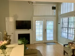 Photo #1: 6117786 Listing