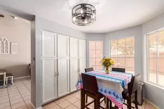 Photo #6: 6117823 Listing