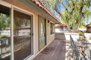Photo #4: 6117824 Listing