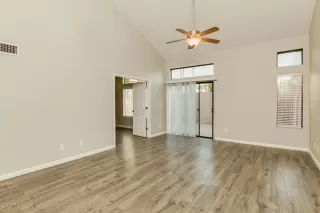 Photo #2: 6117896 Listing