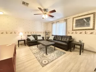 Photo #4: 6117970 Listing