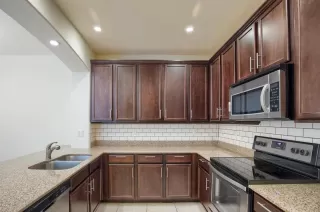 Photo #4: 6118014 Listing 