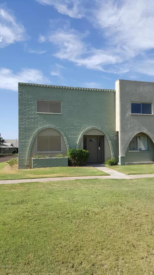 MLS: 6118153 Condo For Sale