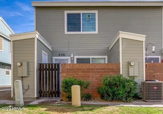 MLS: 6118158 Condo For Sale