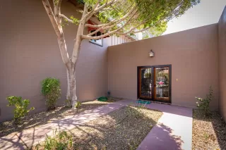 Photo #2: 6118316 Listing