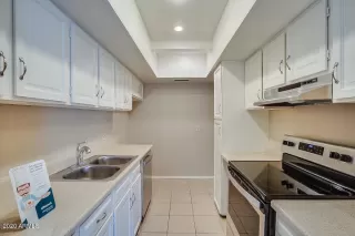 Photo #5: 6118385 Listing 