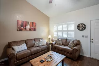 Photo #2: 6118511 Listing