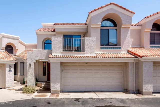 MLS: 6118736 Condo For Sale