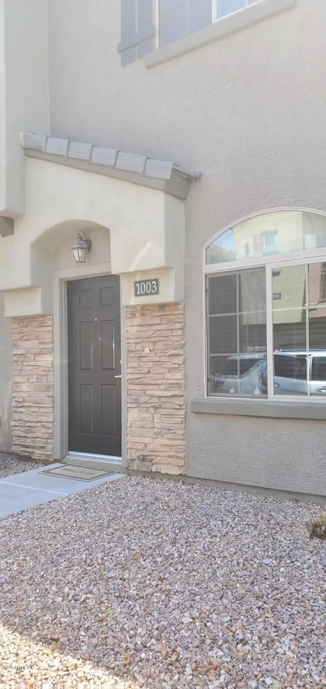 MLS: 6118893 Condo For Sale