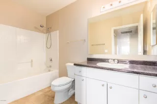 Photo #6: 6118955 Listing