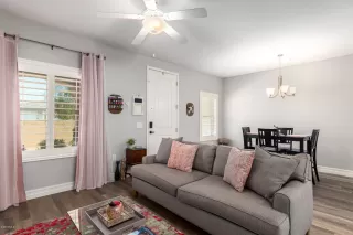 Photo #3: 6119040 Listing