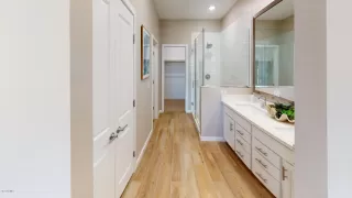 Photo #5: 6119098 Listing