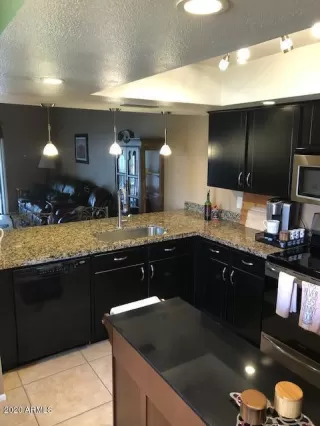 Photo #6: 6119238 Listing