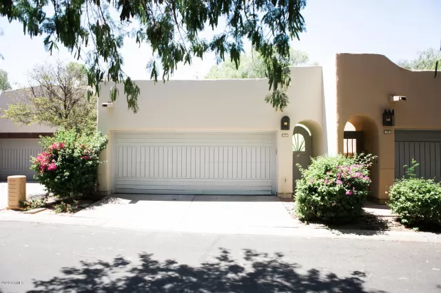 MLS: 6119372 Condo For Sale