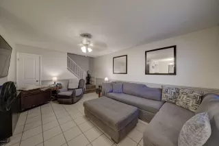 Photo #3: 6119424 Listing