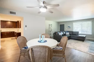 Photo #4: 6119512 Listing