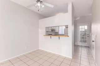 Photo #6: 6119607 Listing