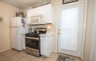 Photo #4: 6119865 Listing