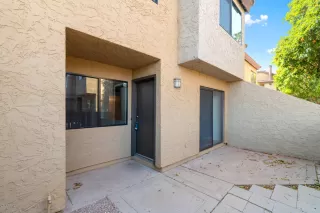 Photo #6: 6119872 Listing