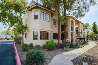 Photo #1: 6119898 Listing